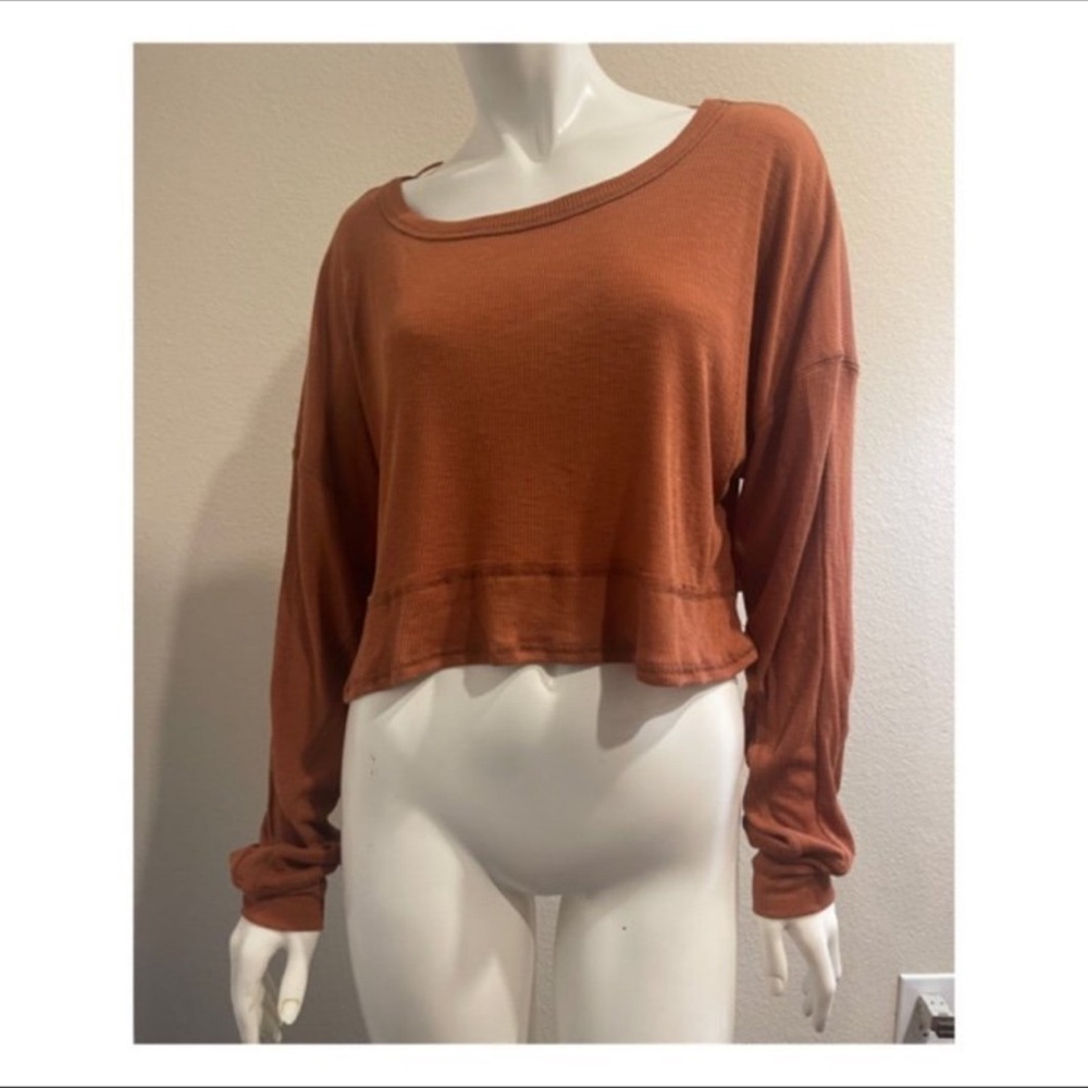 Free People SET THE PACE LAYER PULLOVER TOP - Picture 5 of 9